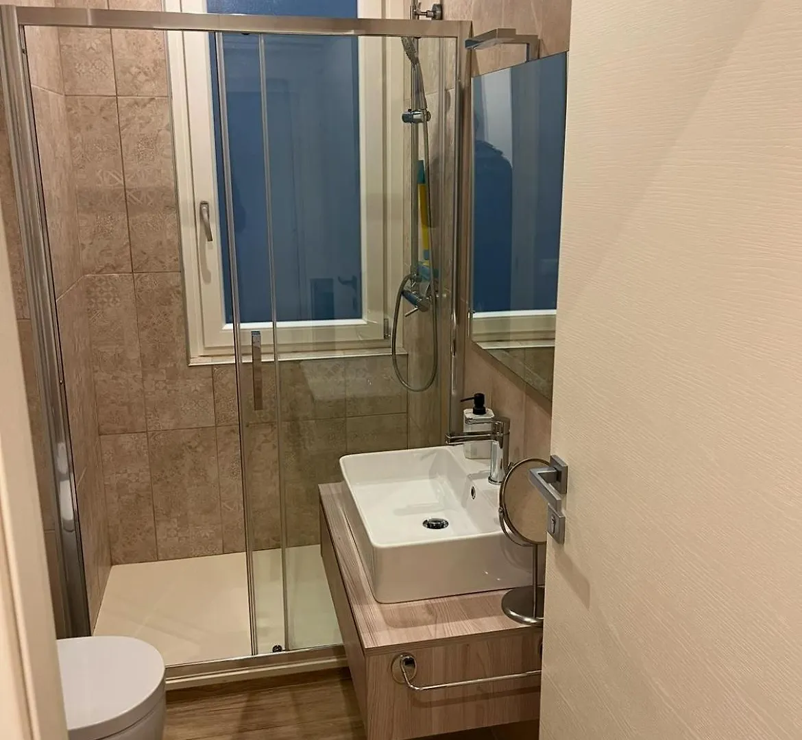A Un Passo Dal Centro Apartment Rome 0*,  Italy